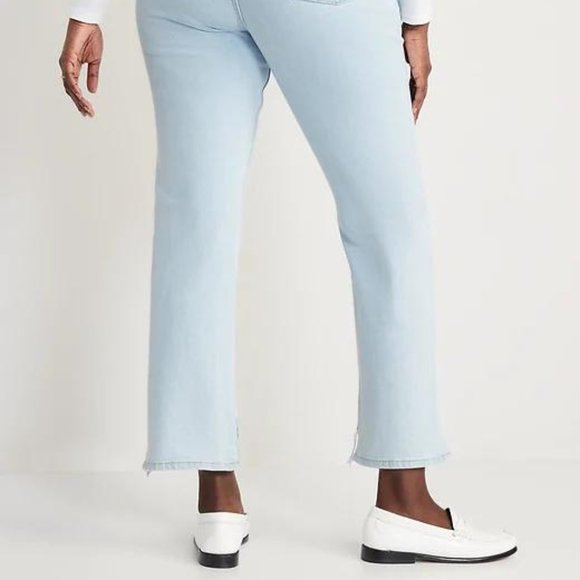 Old Navy Extra High-Waisted Button-Fly Sky-Hi Straight Cut-Off Jeans for Women - Picture 8 of 8